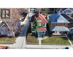 941 CATARAQUI, Windsor, Ontario