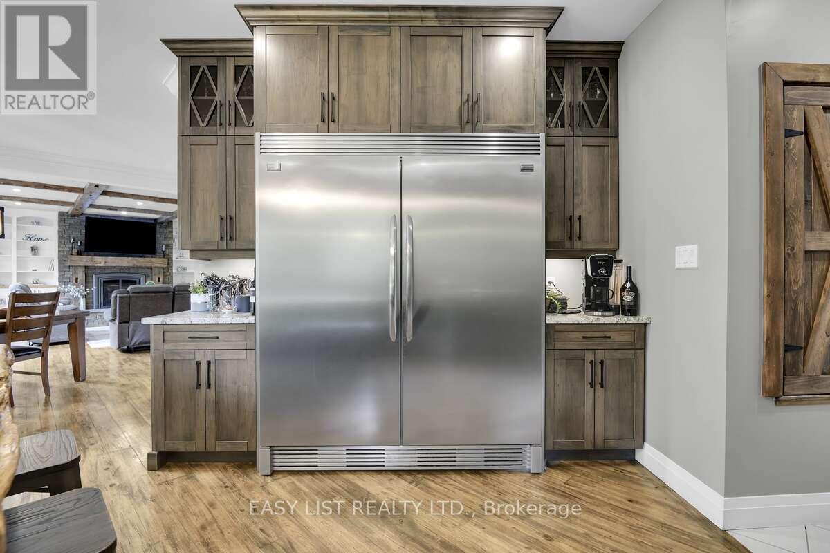 2882 B Line Road, Laurentian Valley, Ontario  K8A 6W8 - Photo 10 - X12926786