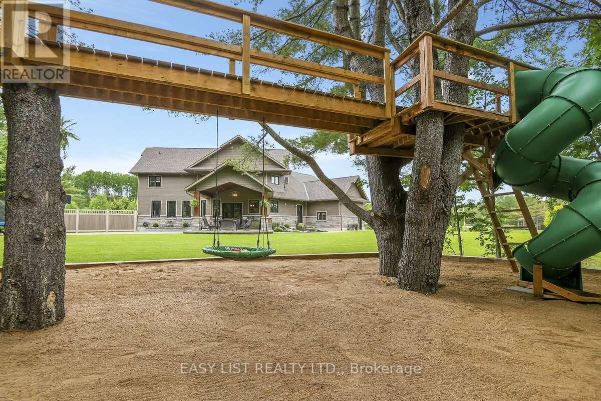 2882 B Line Road, Laurentian Valley, Ontario  K8A 6W8 - Photo 27 - X12926786