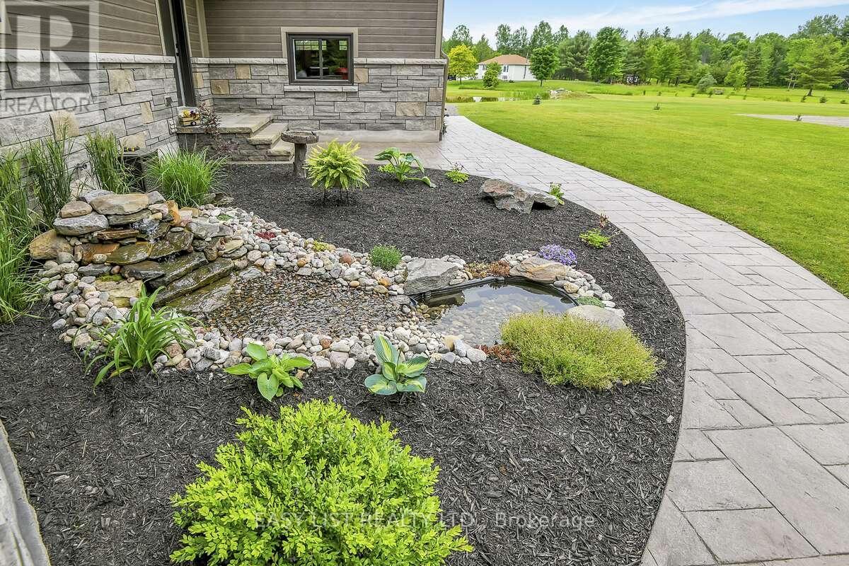 2882 B Line Road, Laurentian Valley, Ontario  K8A 6W8 - Photo 28 - X12926786