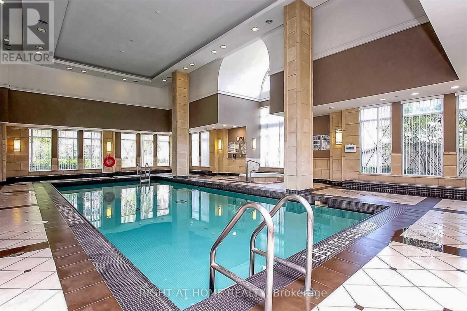 217 - 350 Red Maple Road, Richmond Hill, Ontario  L4C 6P5 - Photo 21 - N12926768