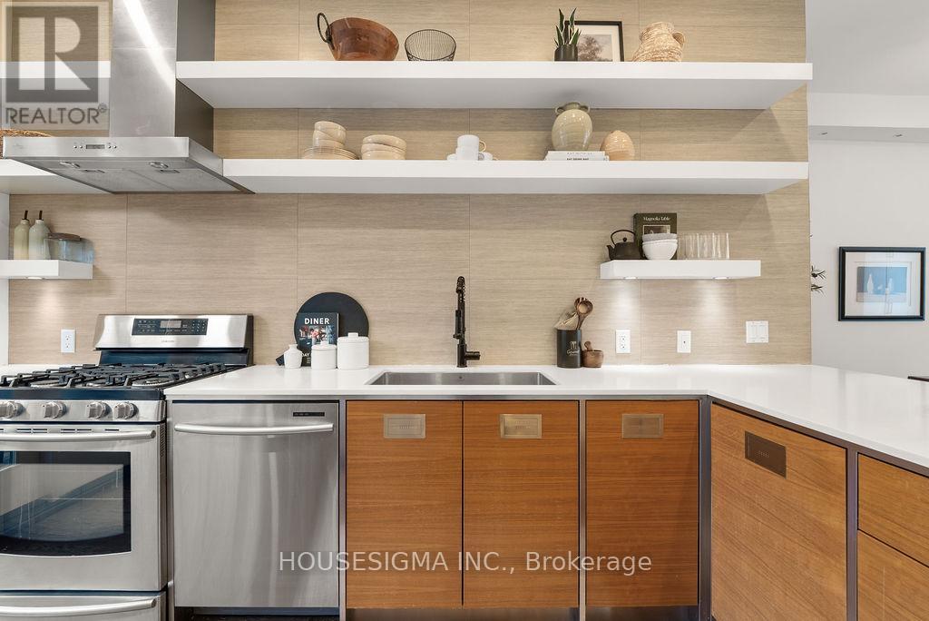 42 Allen Avenue, Toronto, Ontario  M4M 1T4 - Photo 15 - E12926242