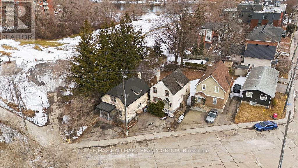 5 & 7 HURDMAN ROAD, Ottawa, Ontario