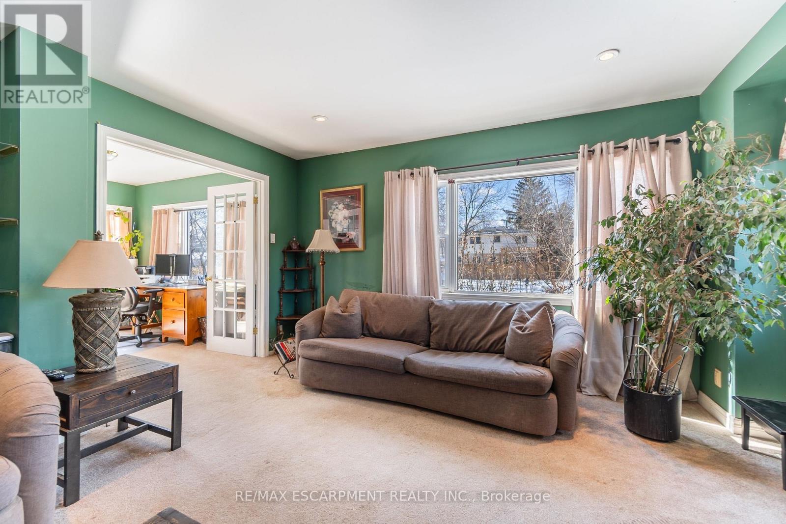 1088 Truman Avenue, Oakville, Ontario  L6H 1Y6 - Photo 18 - W12926782