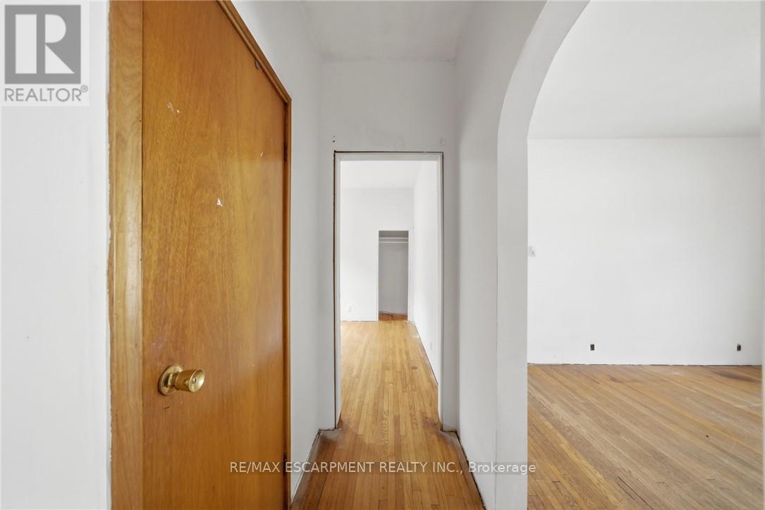 203 Brock Street, Brantford, Ontario  N3S 5W8 - Photo 13 - X12926784