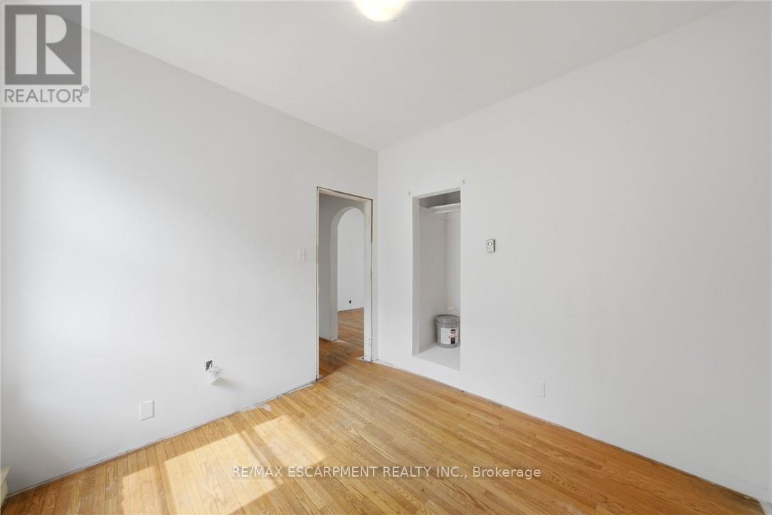 203 Brock Street, Brantford, Ontario  N3S 5W8 - Photo 15 - X12926784