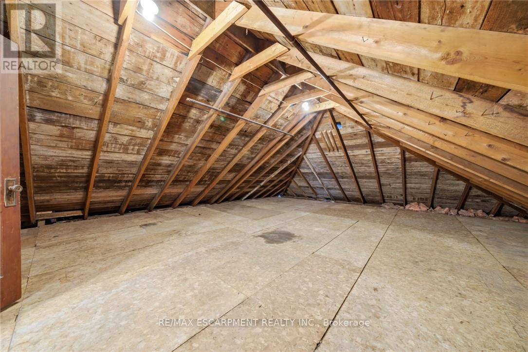 203 Brock Street, Brantford, Ontario  N3S 5W8 - Photo 20 - X12926784