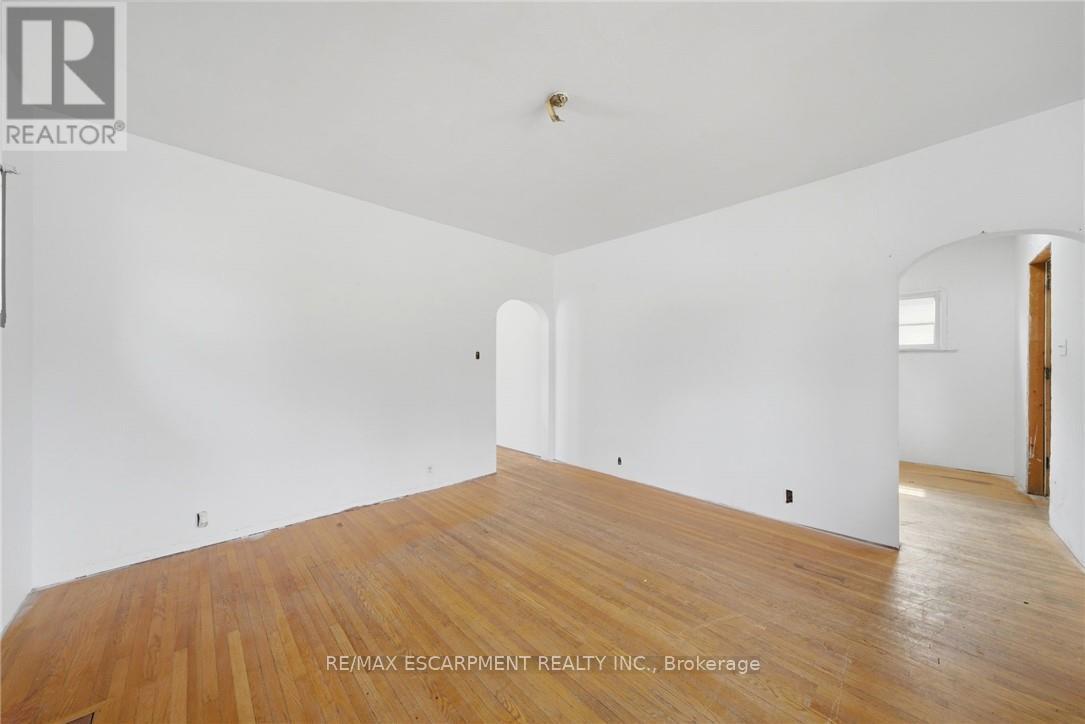 203 Brock Street, Brantford, Ontario  N3S 5W8 - Photo 7 - X12926784