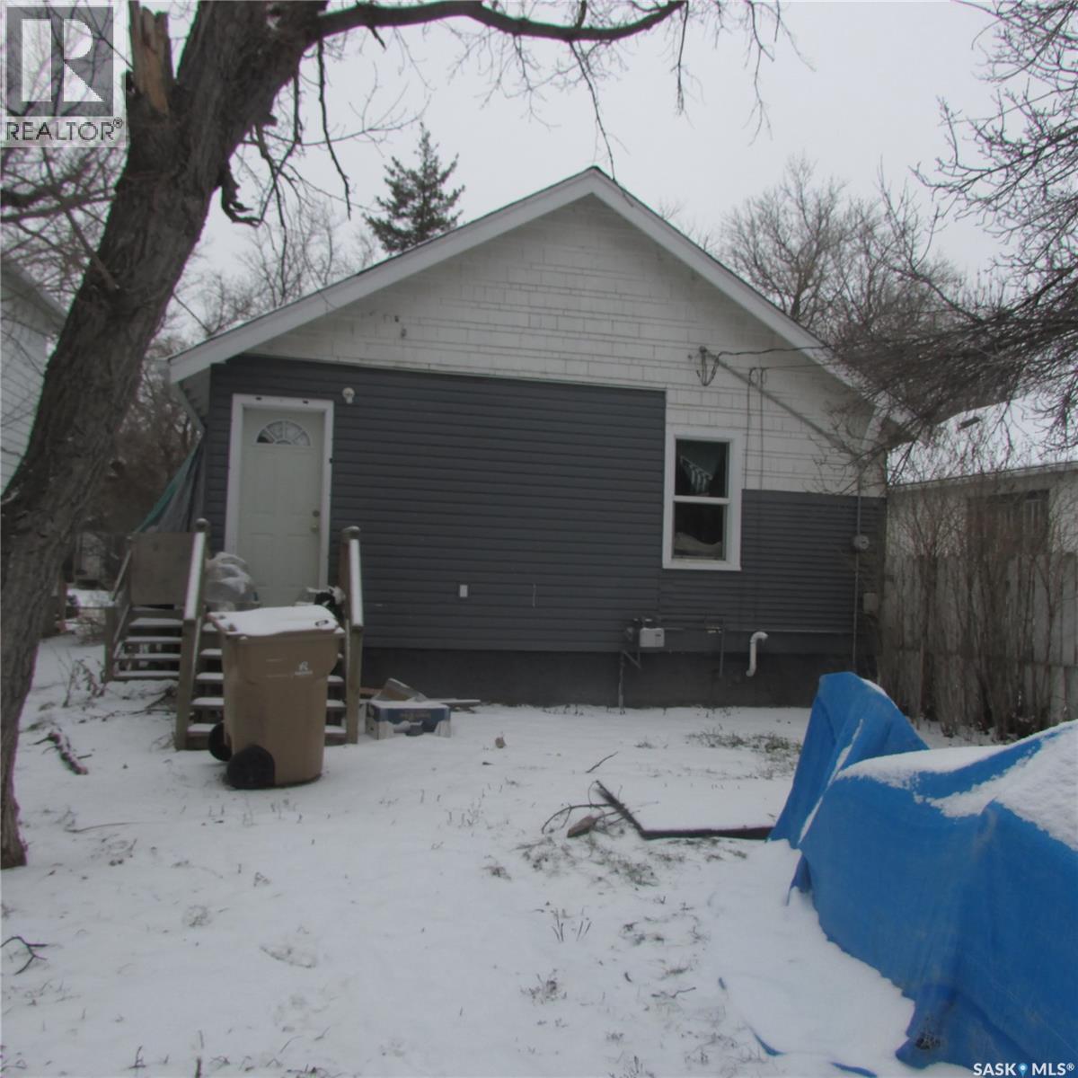 1437 Elphinstone Street, Regina, Saskatchewan  S4T 3M7 - Photo 3 - SK031378