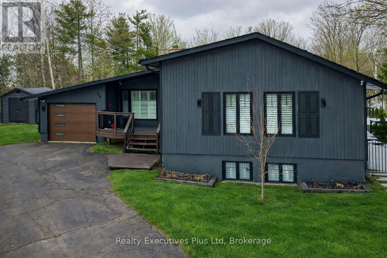 24 Birch Grove Drive, Oro-Medonte, Ontario L4M 4Y8 - Photo 2 - S12916908