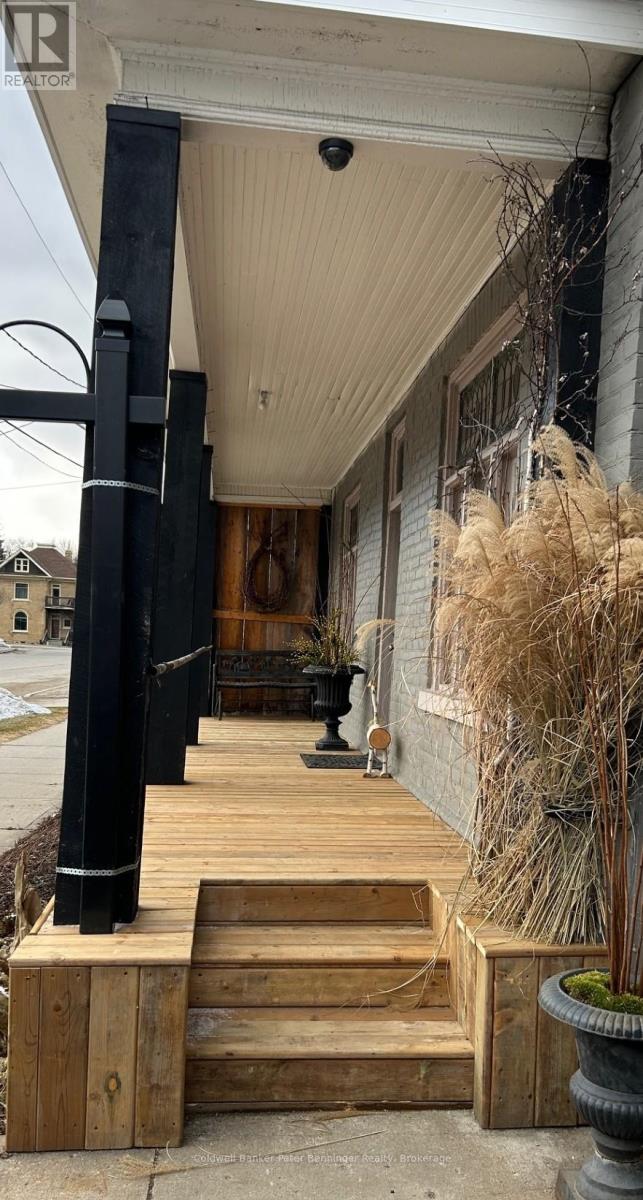 Third picture of 521 MILL STREET