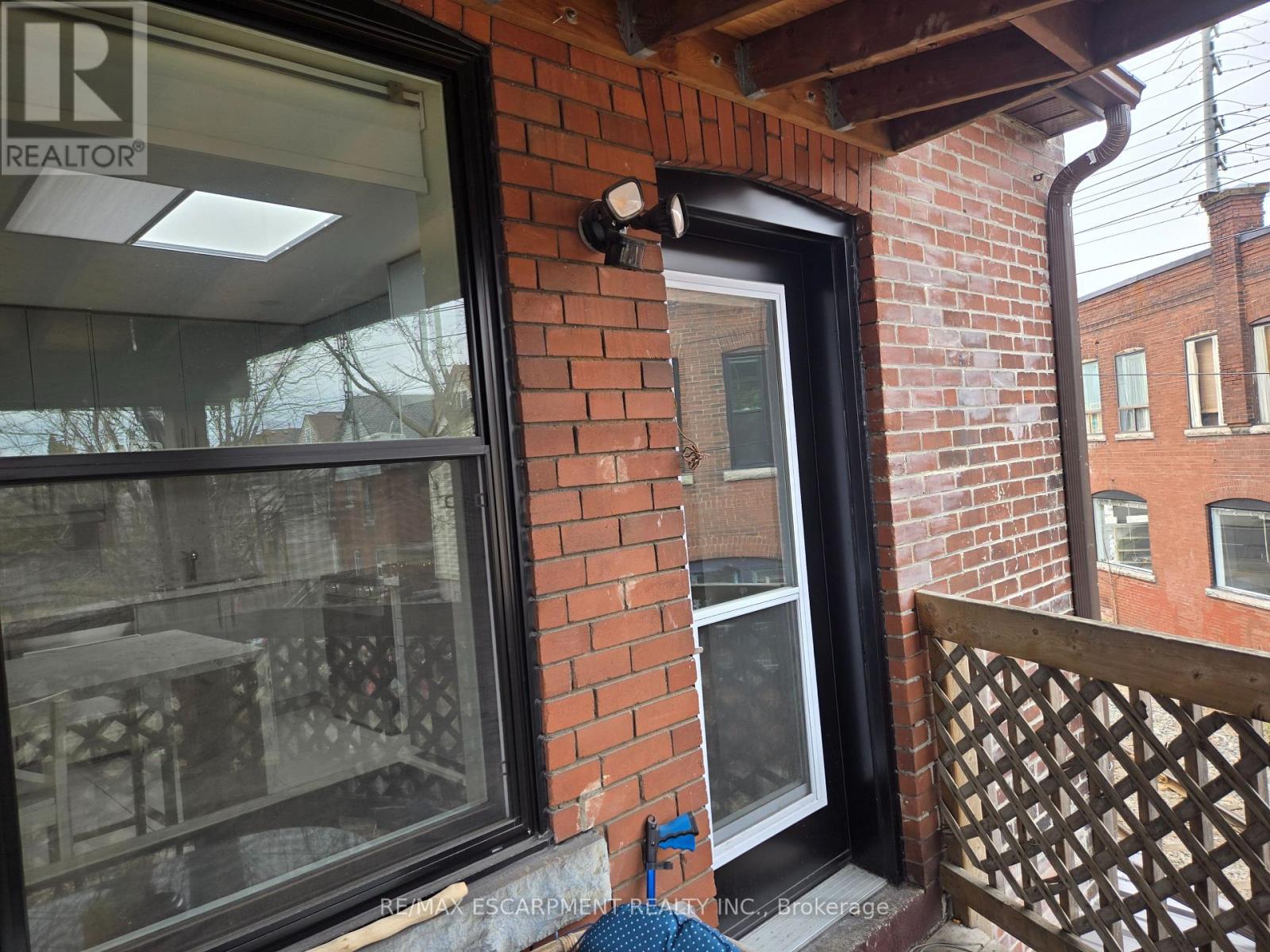 971.5 Main Street E, Hamilton, Ontario  L8M 1N2 - Photo 16 - X12917188