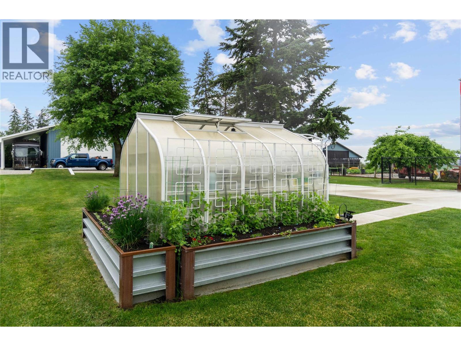 4911 Malpass Road, Armstrong, British Columbia  V4Y 0V5 - Photo 12 - 10380656