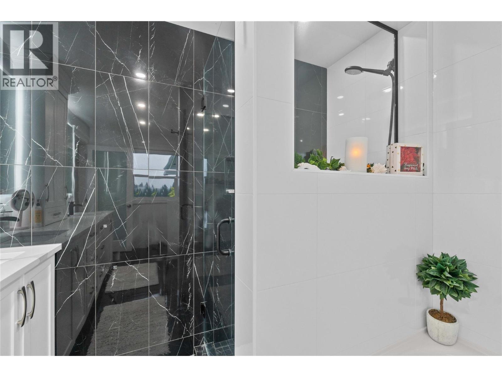 4911 Malpass Road, Armstrong, British Columbia  V4Y 0V5 - Photo 61 - 10380656