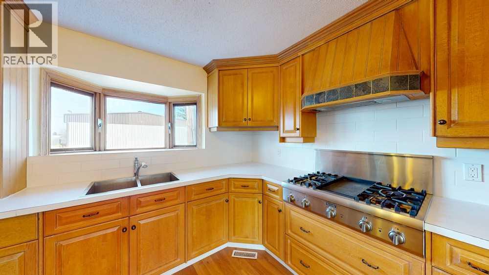 5 1 Avenue E, Acadia Valley, Alberta  T0J 0A0 - Photo 2 - A2295198