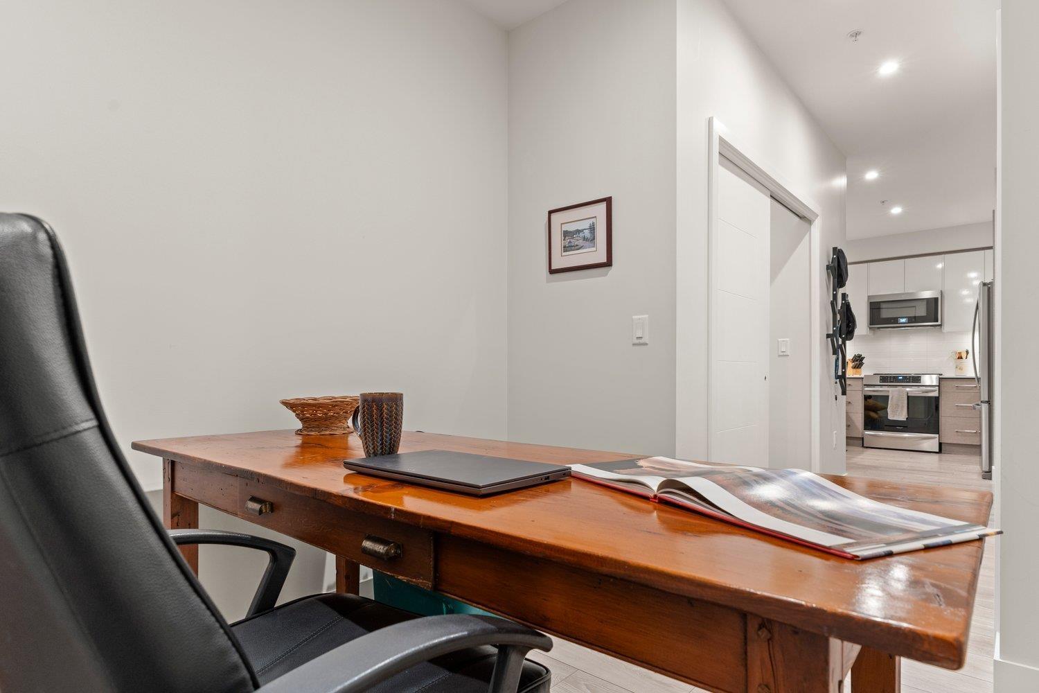 201 45510 Market Way, Garrison Crossing, Chilliwack, British Columbia  V2R 6E1 - Photo 25 - R3103895