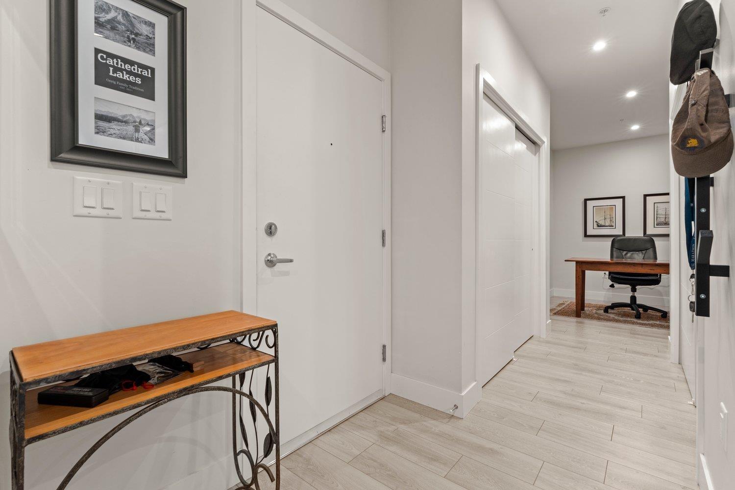 201 45510 Market Way, Garrison Crossing, Chilliwack, British Columbia  V2R 6E1 - Photo 22 - R3103895