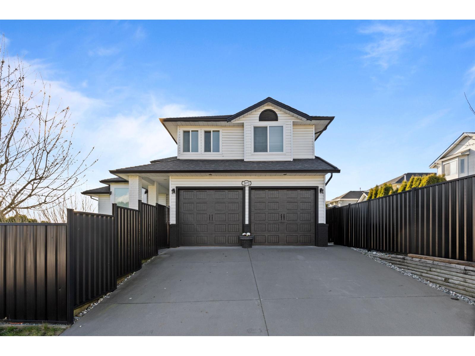 3073 Kingfisher Drive, Abbotsford, British Columbia V2T 5K5 - Photo 2 - R3103150