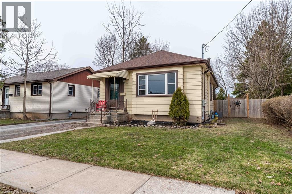 316 Dufferin Street, Fort Erie, Ontario  L2A 2T9 - Photo 2 - 40815560