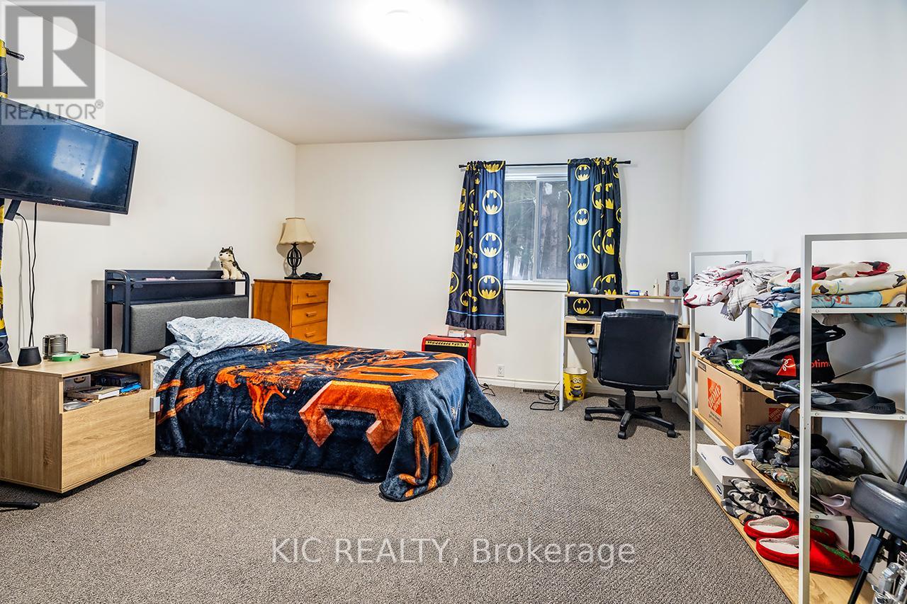 14202 Highway 118 Highway E, Dysart Et Al, Ontario  K0M 1S0 - Photo 15 - X12822620