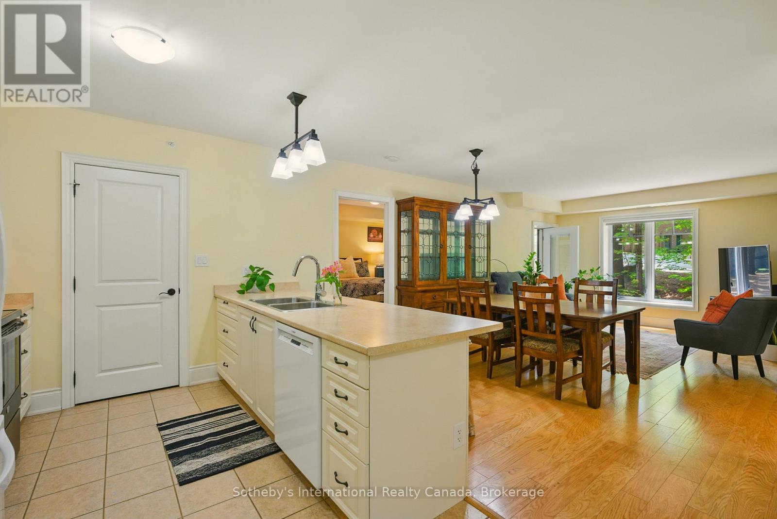 103 - 391b Manitoba Street, Bracebridge (Macaulay), Ontario  P1L 0B5 - Photo 10 - X12926822