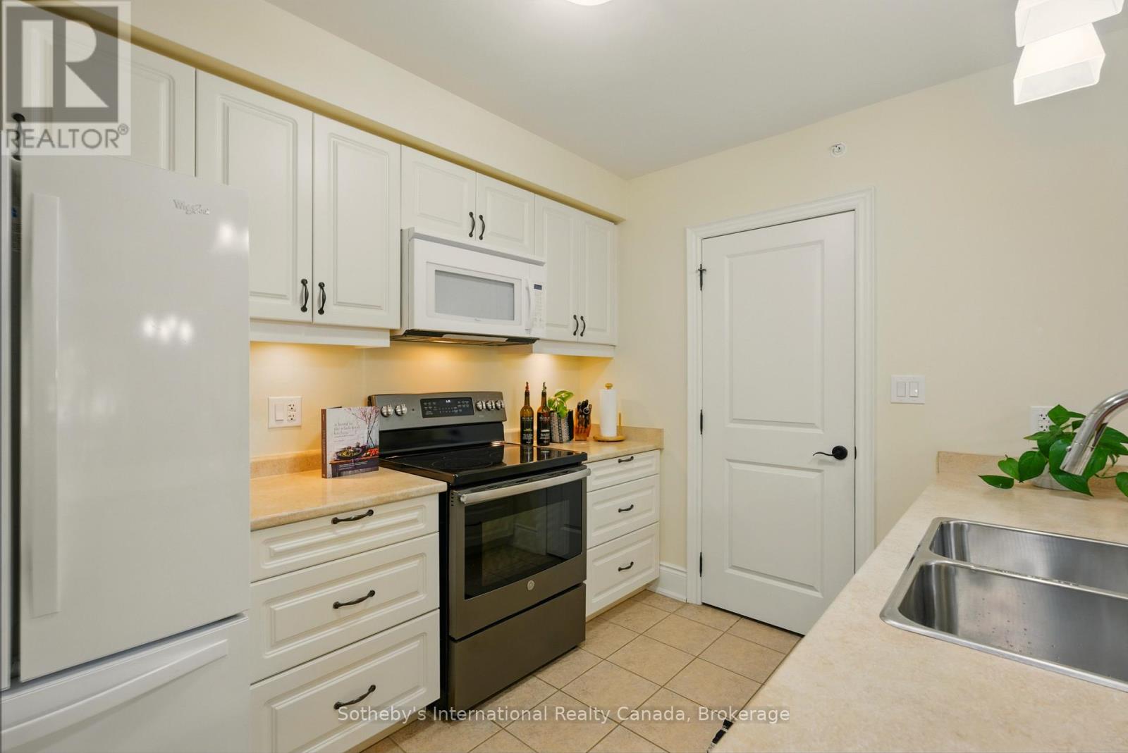 103 - 391b Manitoba Street, Bracebridge (Macaulay), Ontario  P1L 0B5 - Photo 9 - X12926822