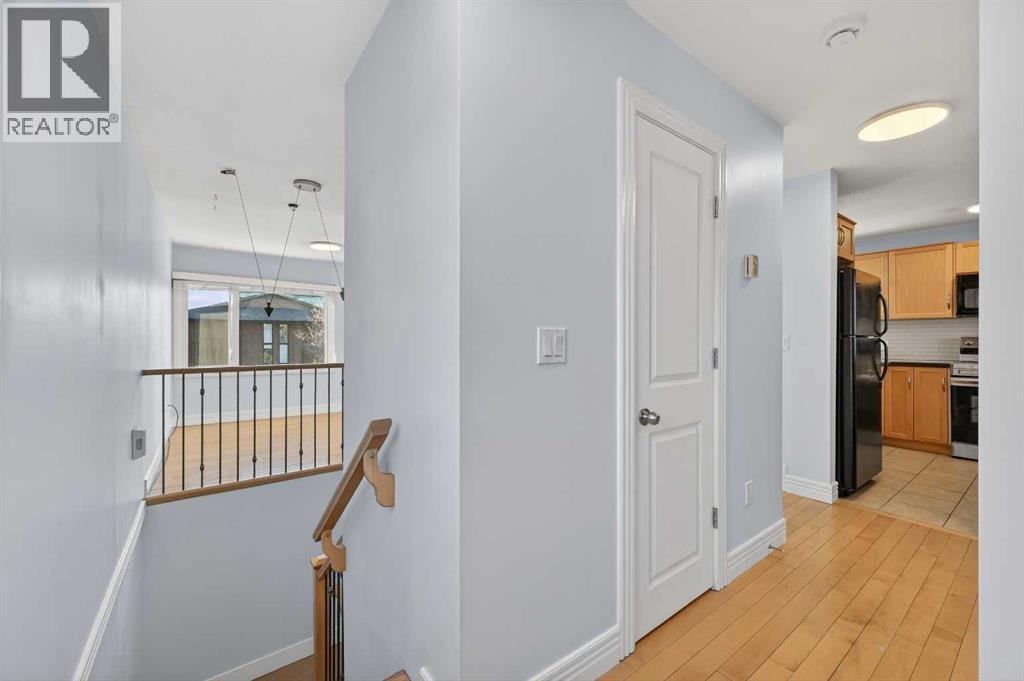 211, 25 Glamis Green SW, Calgary, Alberta  T3E 6T9 - Photo 13 - A2279840