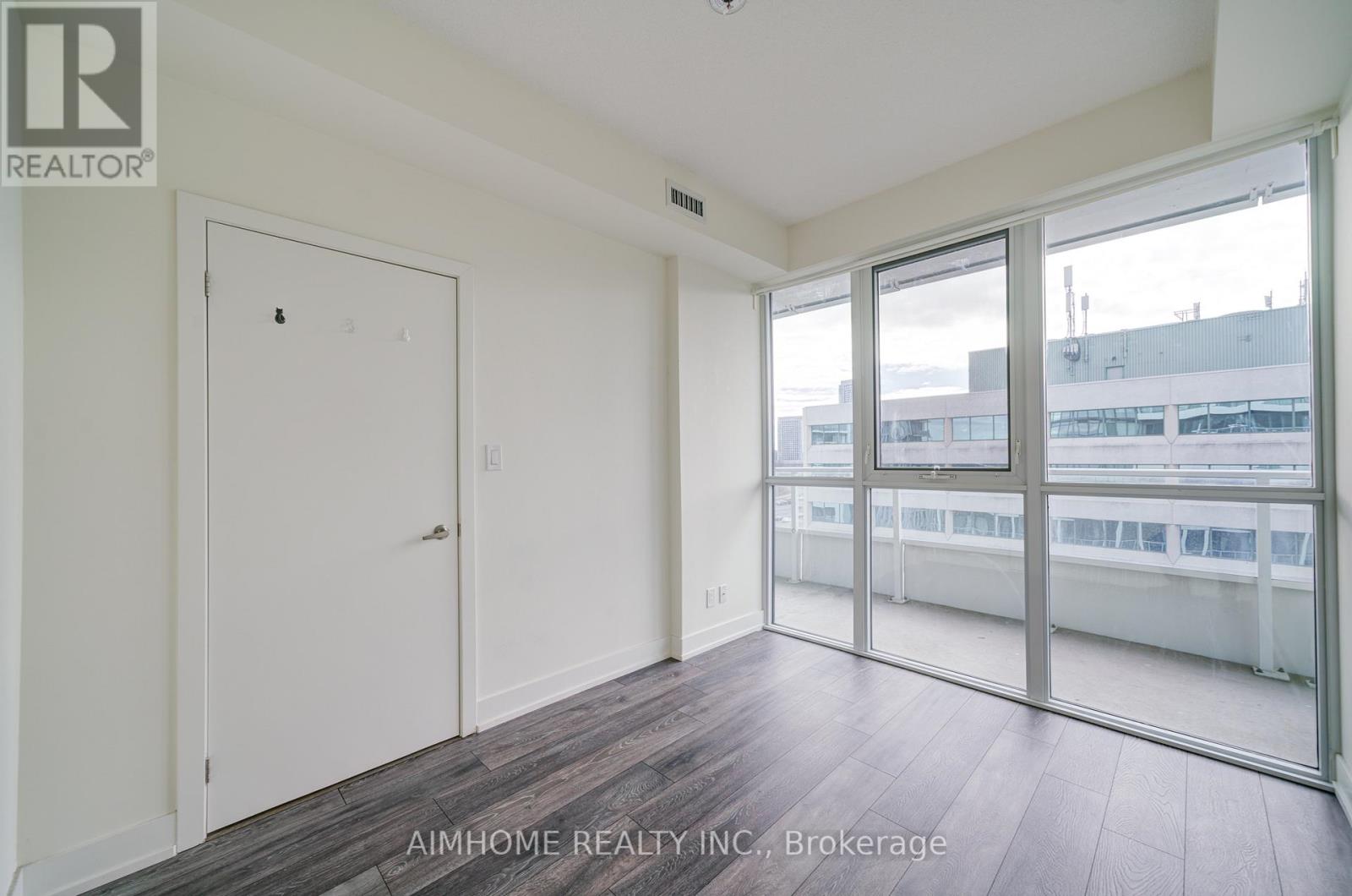 813 - 180 Fairview Mall Drive, Toronto (Don Valley Village), Ontario  M2J 0G4 - Photo 16 - C12926832