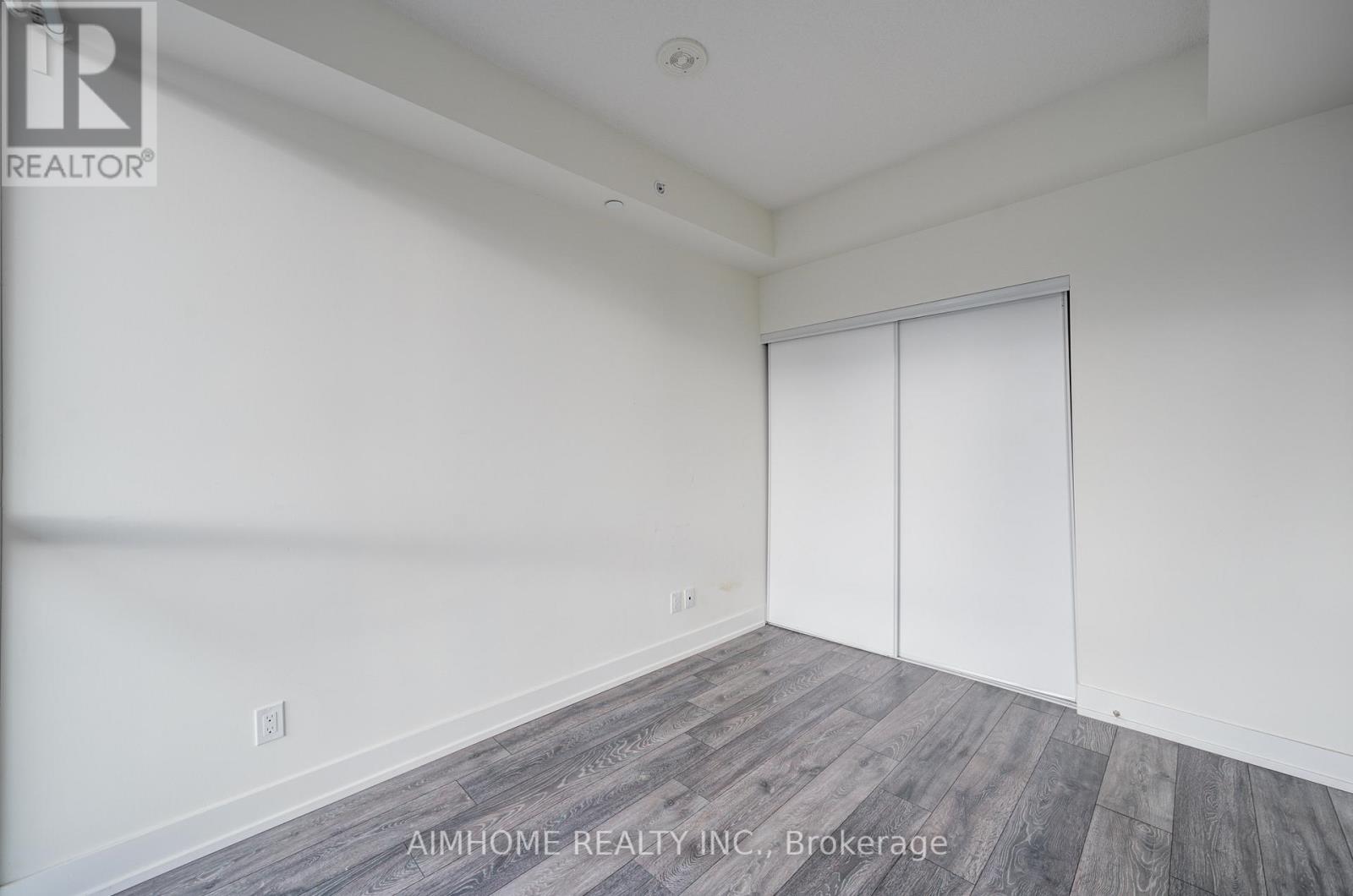 813 - 180 Fairview Mall Drive, Toronto (Don Valley Village), Ontario  M2J 0G4 - Photo 18 - C12926832