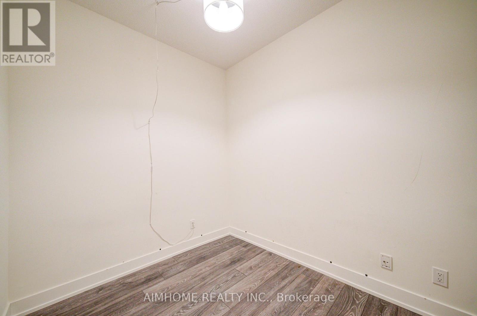 813 - 180 Fairview Mall Drive, Toronto (Don Valley Village), Ontario  M2J 0G4 - Photo 19 - C12926832