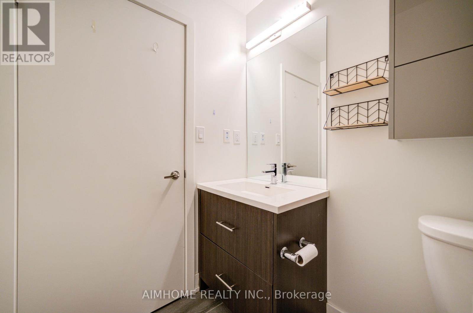 813 - 180 Fairview Mall Drive, Toronto (Don Valley Village), Ontario  M2J 0G4 - Photo 22 - C12926832