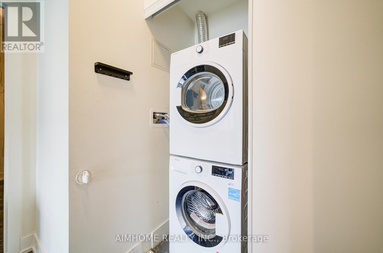 813 - 180 Fairview Mall Drive, Toronto (Don Valley Village), Ontario  M2J 0G4 - Photo 23 - C12926832