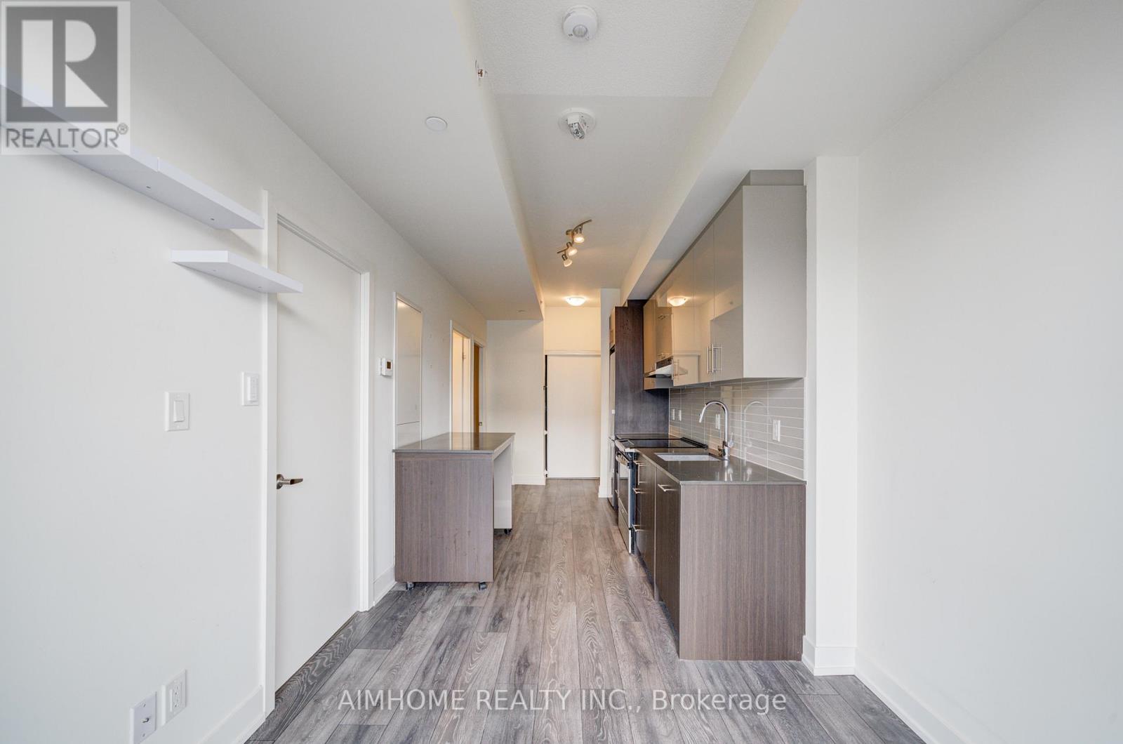 813 - 180 Fairview Mall Drive, Toronto (Don Valley Village), Ontario  M2J 0G4 - Photo 6 - C12926832