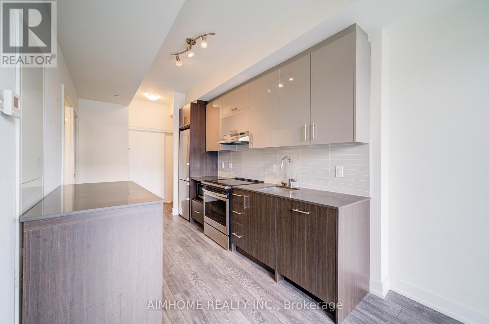 813 - 180 Fairview Mall Drive, Toronto (Don Valley Village), Ontario  M2J 0G4 - Photo 7 - C12926832