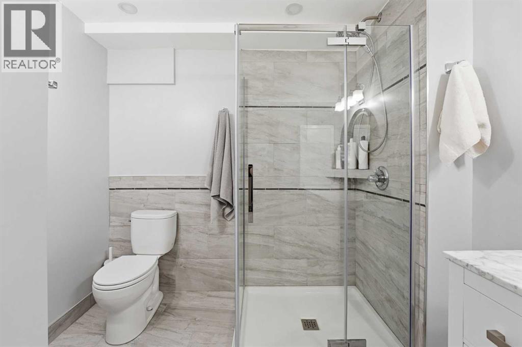 1 Thorncliffe Crescent NW, Calgary, Alberta  T2K 3A9 - Photo 28 - A2290536