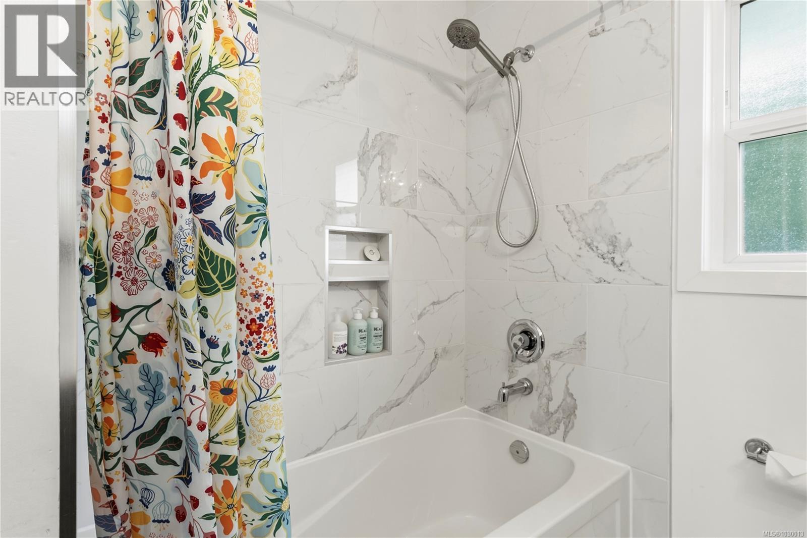 668 22nd St, Courtenay, British Columbia  V9N 6L1 - Photo 17 - 1030013