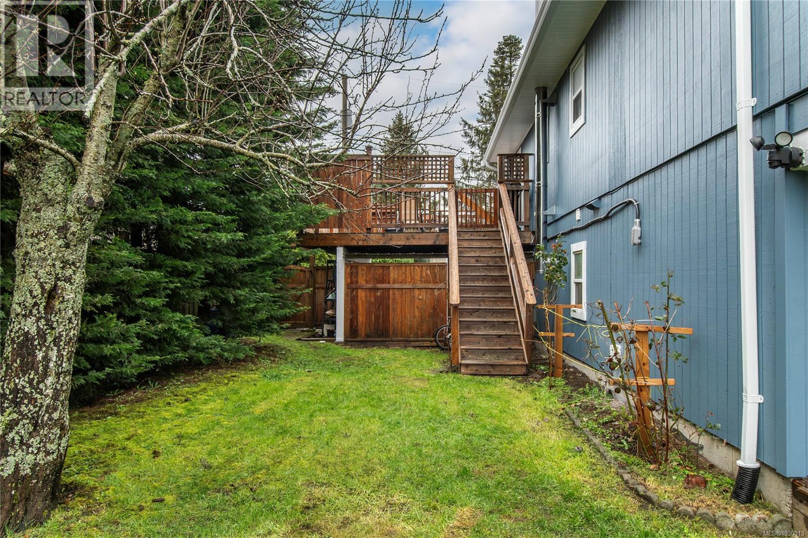 668 22nd St, Courtenay, British Columbia  V9N 6L1 - Photo 36 - 1030013