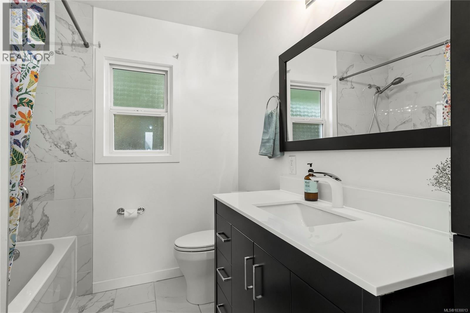 668 22nd St, Courtenay, British Columbia  V9N 6L1 - Photo 16 - 1030013