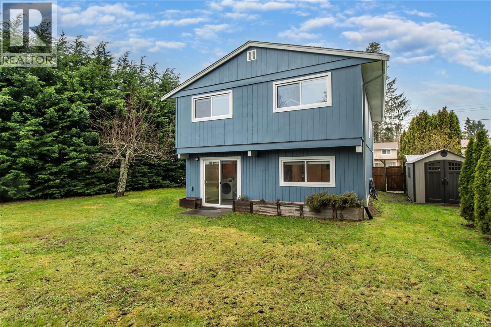 668 22nd St, Courtenay, British Columbia  V9N 6L1 - Photo 41 - 1030013