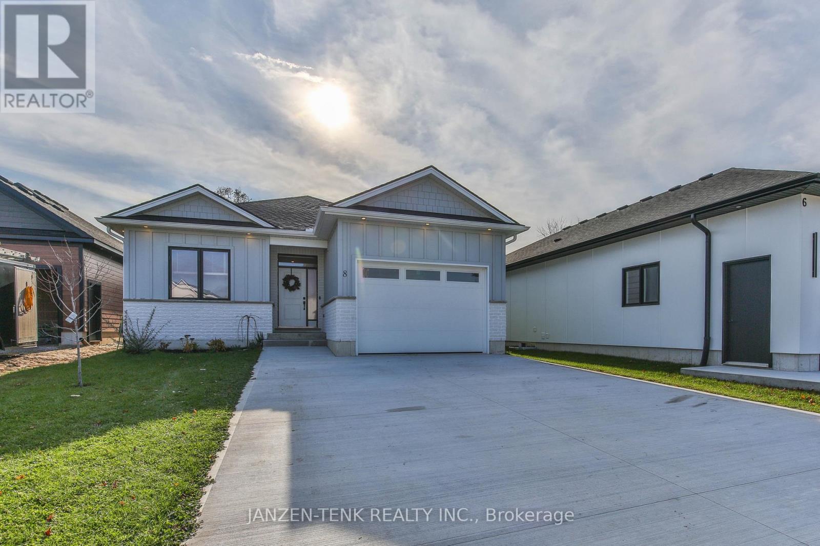 8 Charles Court, Bayham, Ontario  N0J 1T0 - Photo 1 - X12926824