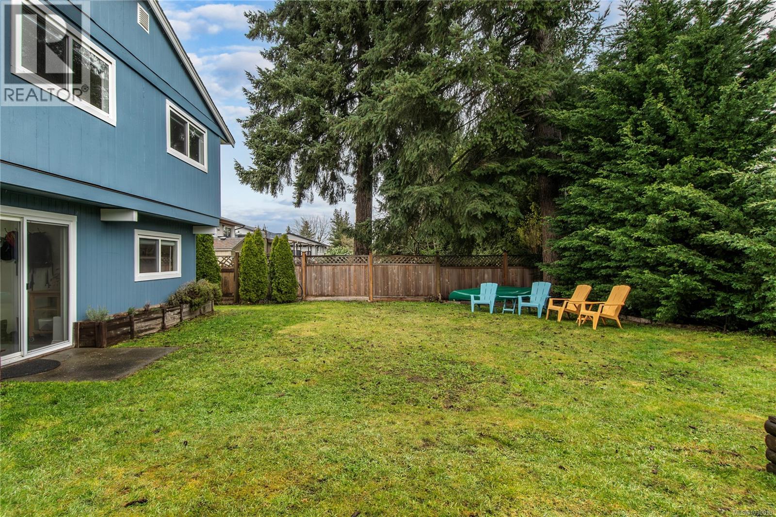 668 22nd St, Courtenay, British Columbia  V9N 6L1 - Photo 39 - 1030013