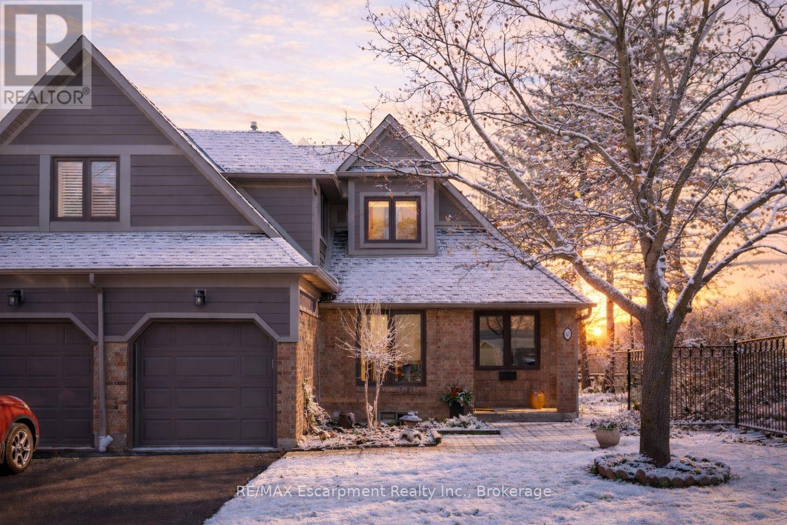 67 - 2199 Burnhamthorpe Road W, Mississauga, Ontario  L5L 5M7 - Photo 1 - W12795564