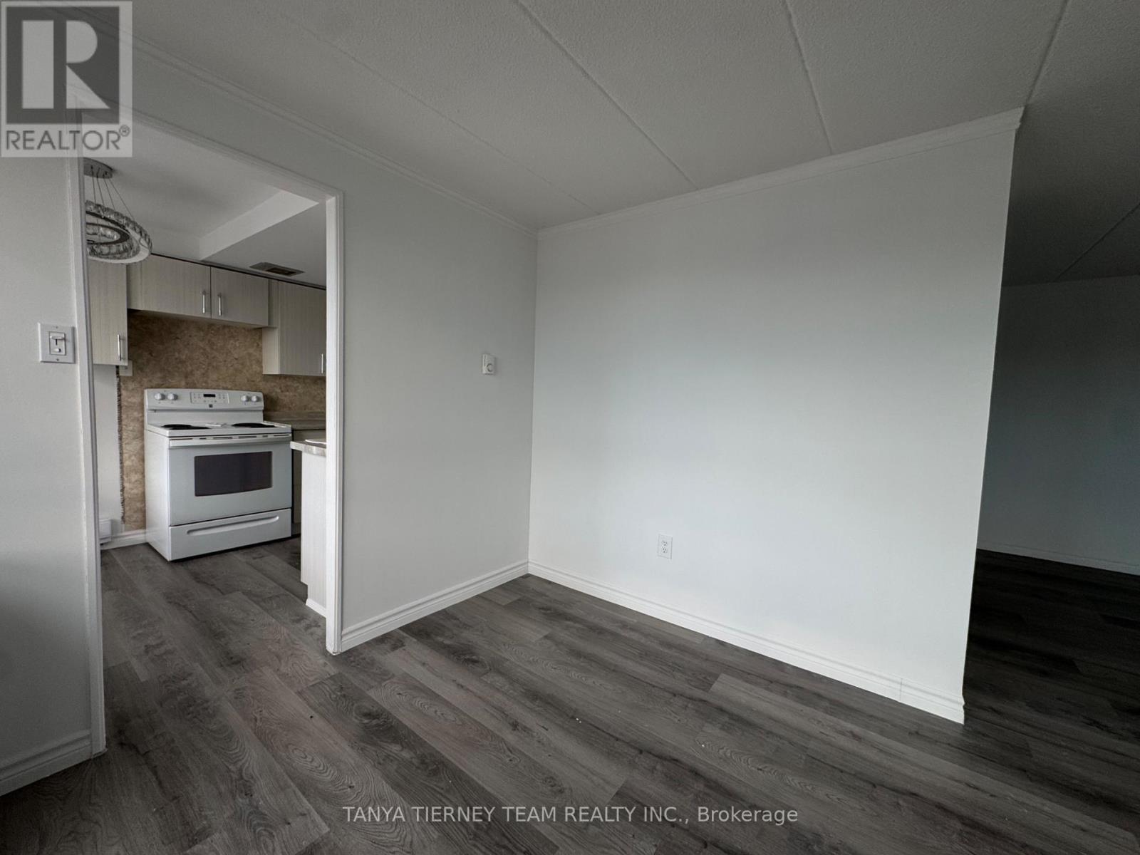 48 - 43 Taunton Road, Oshawa, Ontario L1G 3T6 - Photo 4 - E12926866