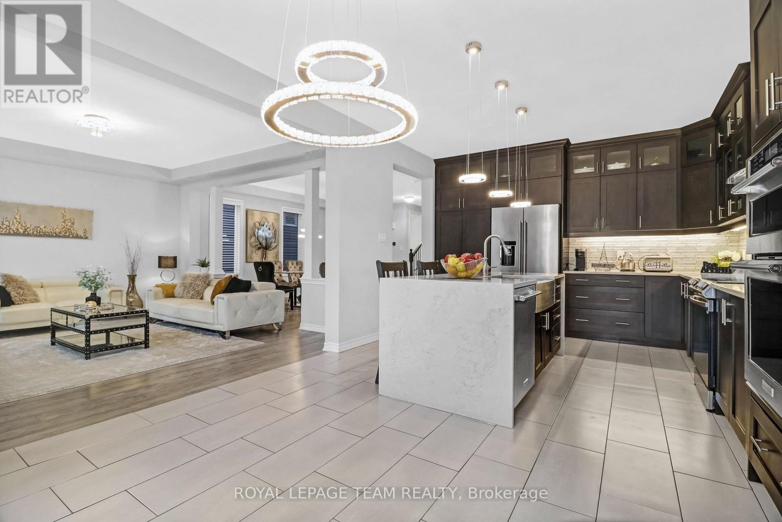 405 Aphelion Crescent, Ottawa, Ontario  K2J 6N6 - Photo 19 - X12926792