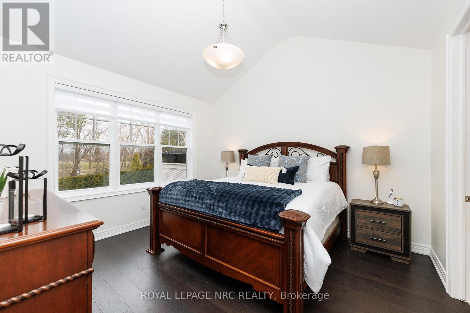 68 Paradise Grove, Niagara-On-The-Lake, Ontario  L0S 1T0 - Photo 12 - X12926804