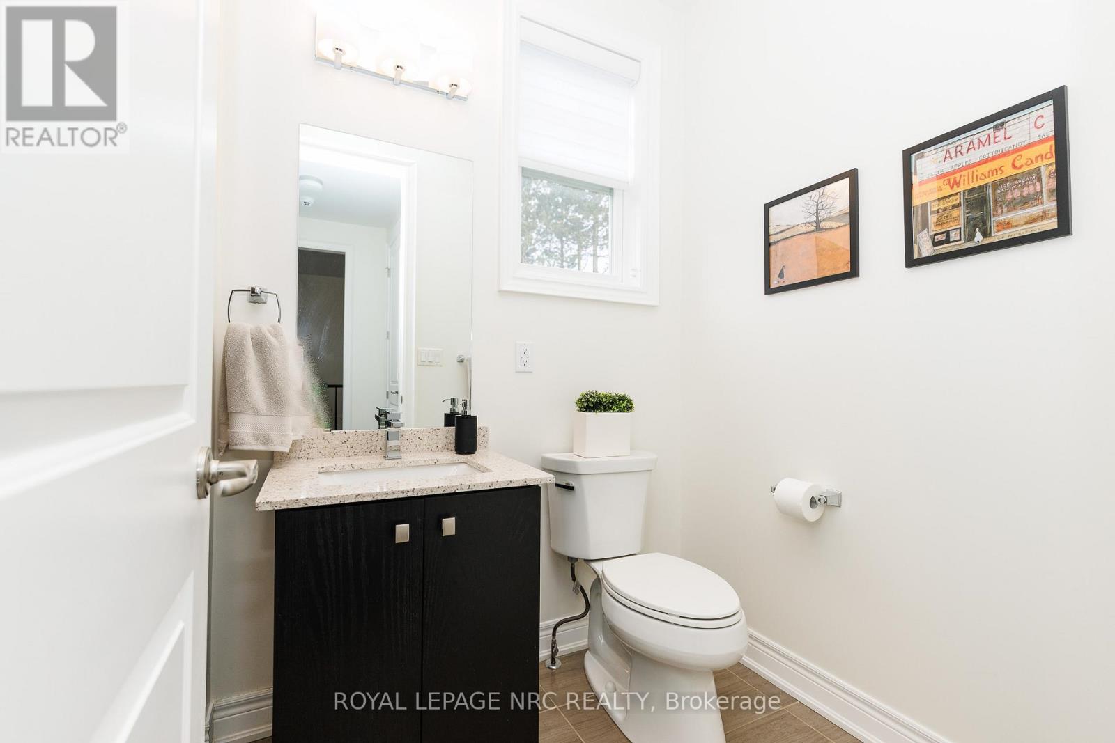 68 Paradise Grove, Niagara-On-The-Lake, Ontario  L0S 1T0 - Photo 18 - X12926804