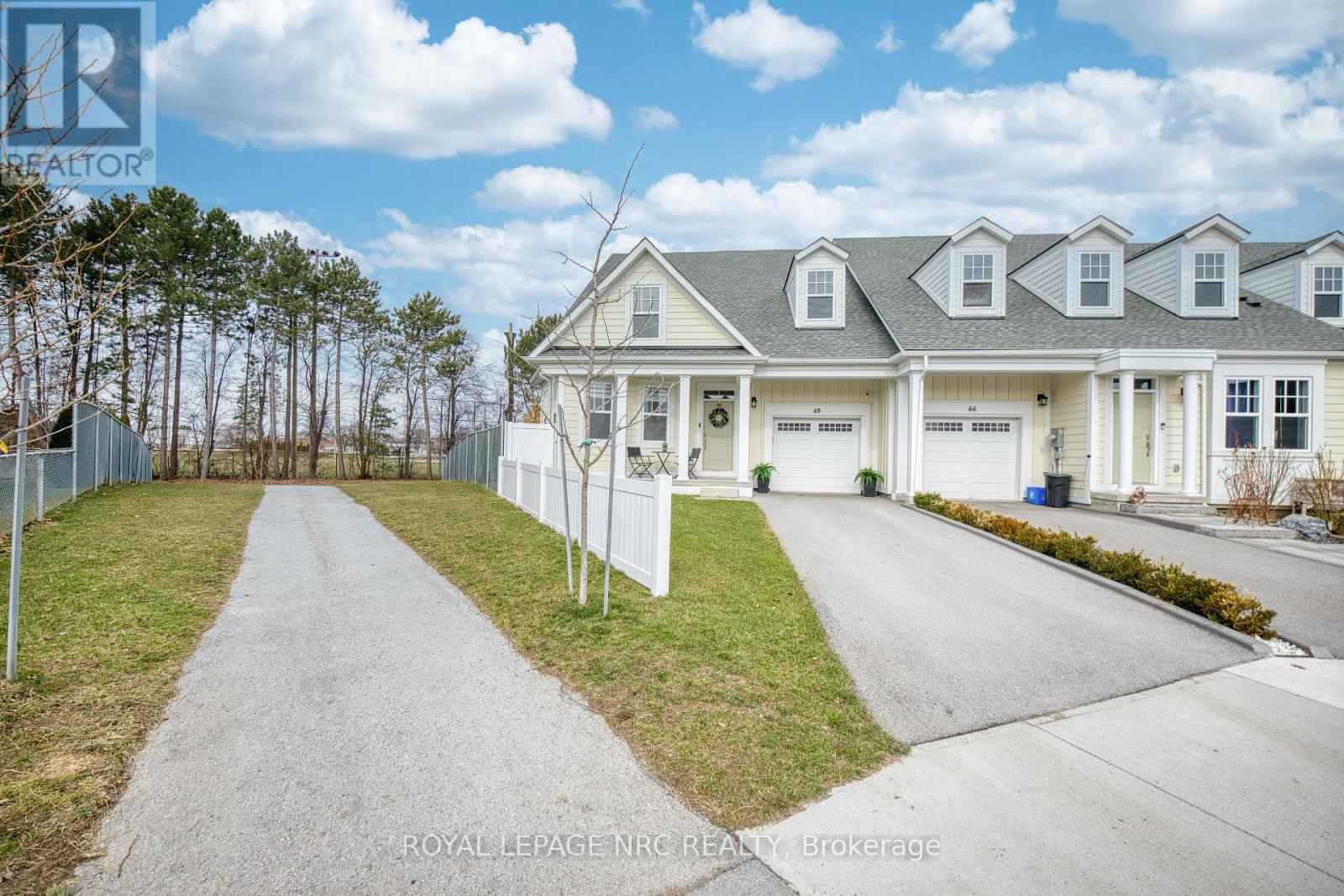 68 Paradise Grove, Niagara-On-The-Lake, Ontario  L0S 1T0 - Photo 2 - X12926804