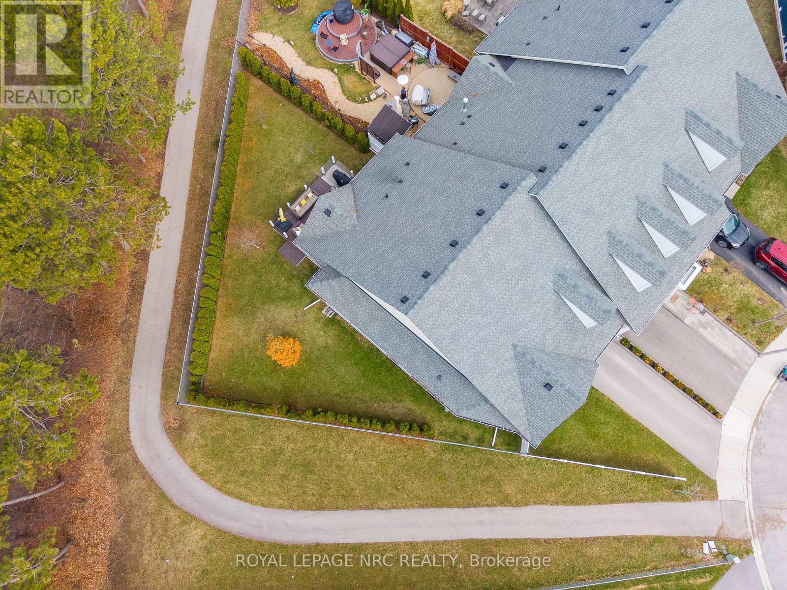 68 Paradise Grove, Niagara-On-The-Lake, Ontario  L0S 1T0 - Photo 45 - X12926804