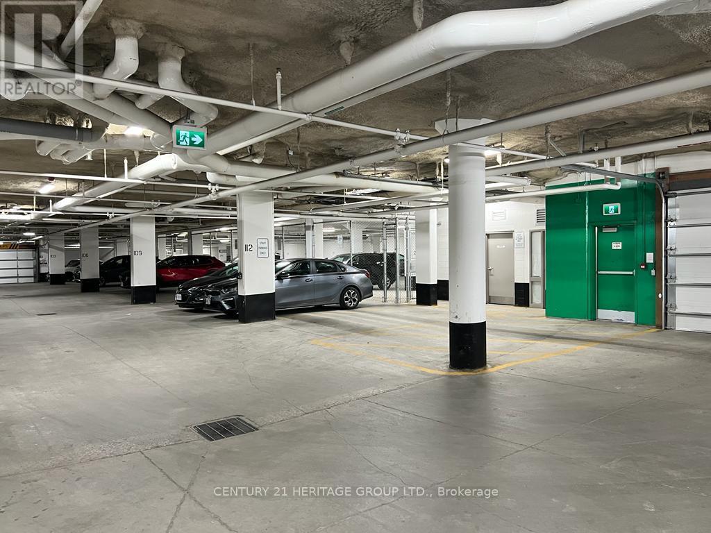 405 - 275 Woodbridge Avenue, Vaughan, Ontario  L4L 2T1 - Photo 4 - N12926850