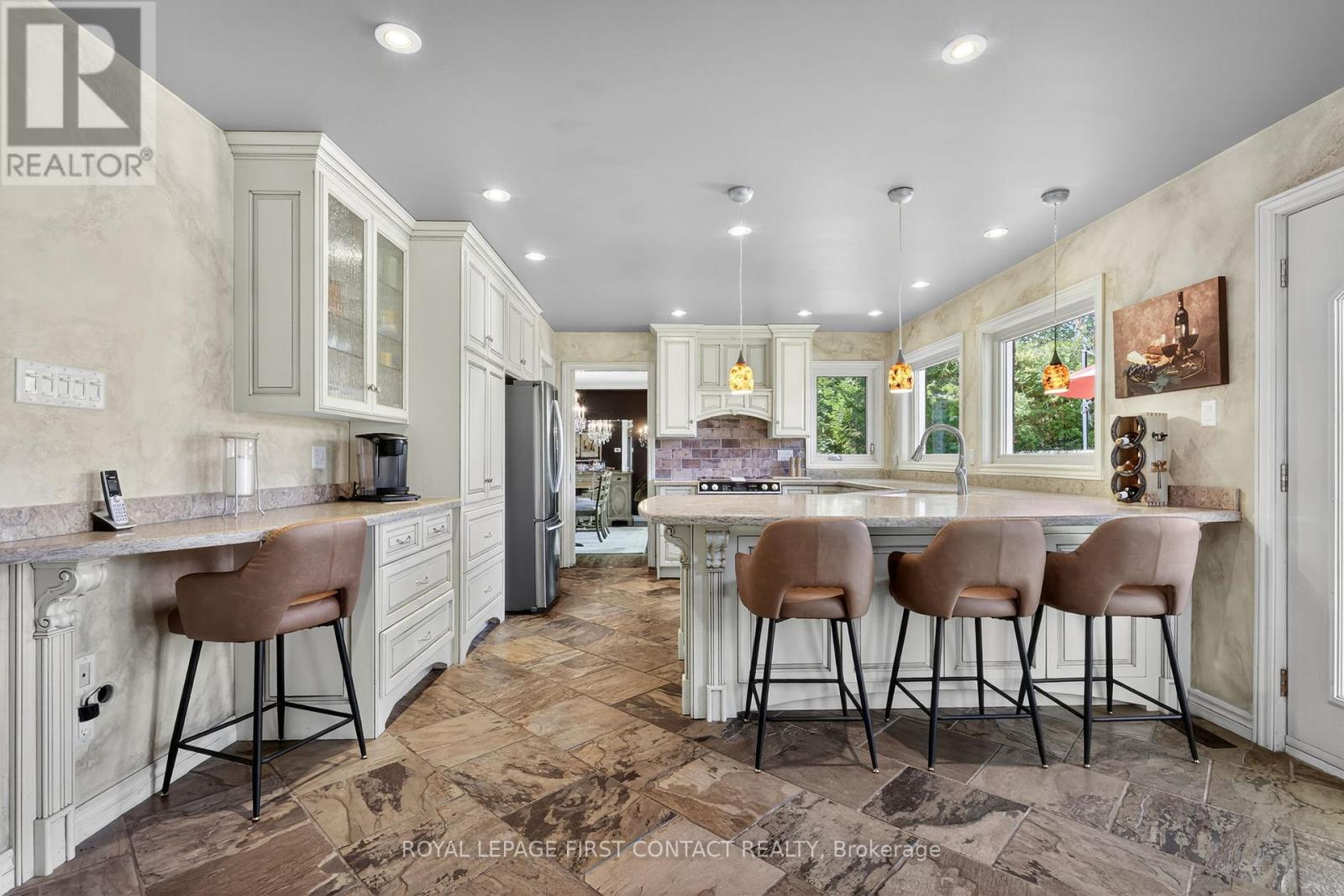 26 Edgecombe Terrace, Springwater, Ontario  L9X 0S2 - Photo 13 - S12926844